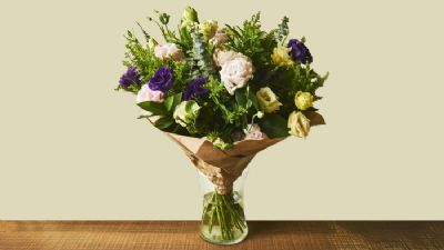 זר פרחים מיקס ליזיאנטוס